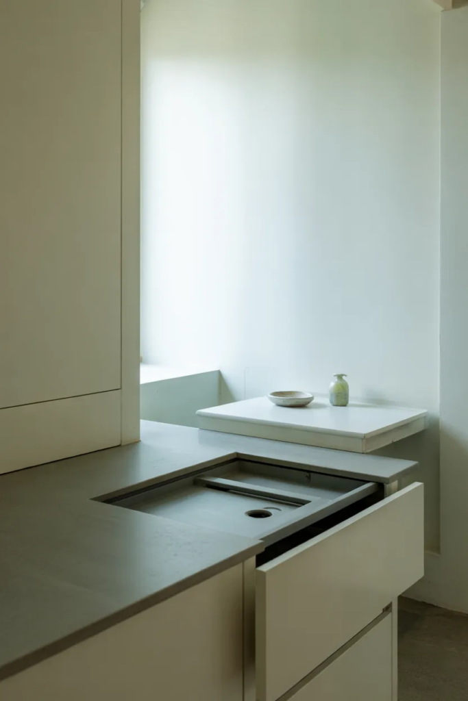 Fold-Down Countertop